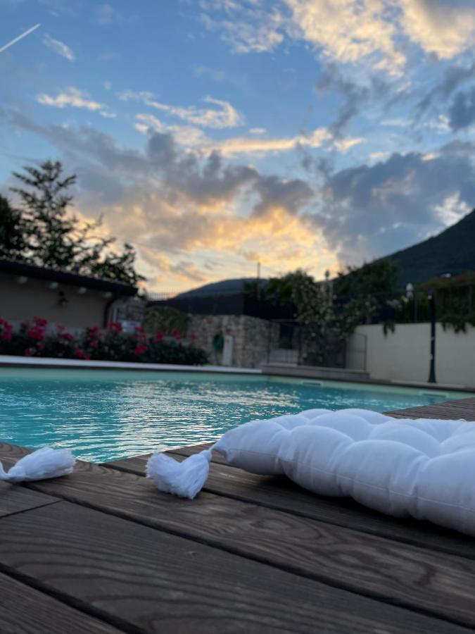Corte Caiar Bed&Breakfast Caprino Veronese Exterior foto